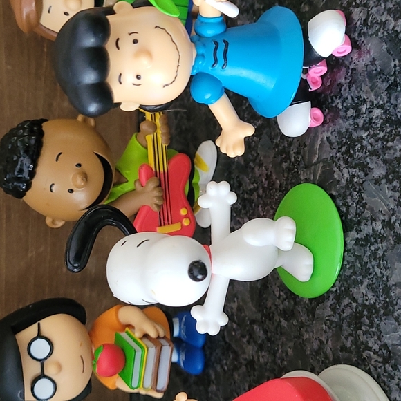 PEANUTS Just Play - Set of 10 Peanuts Characters - Picture 4 of 10
